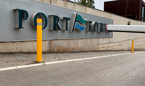 instal·lació pilona semiflexible amb placa instal·lació pilona semiflexible amb placa