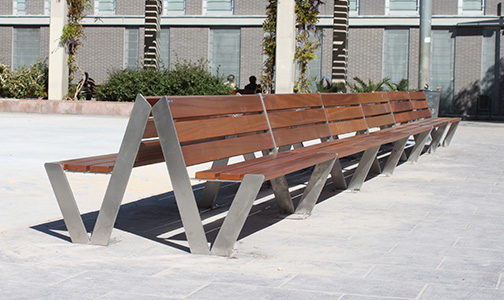 bancs de fusta novela bancs de fusta novela